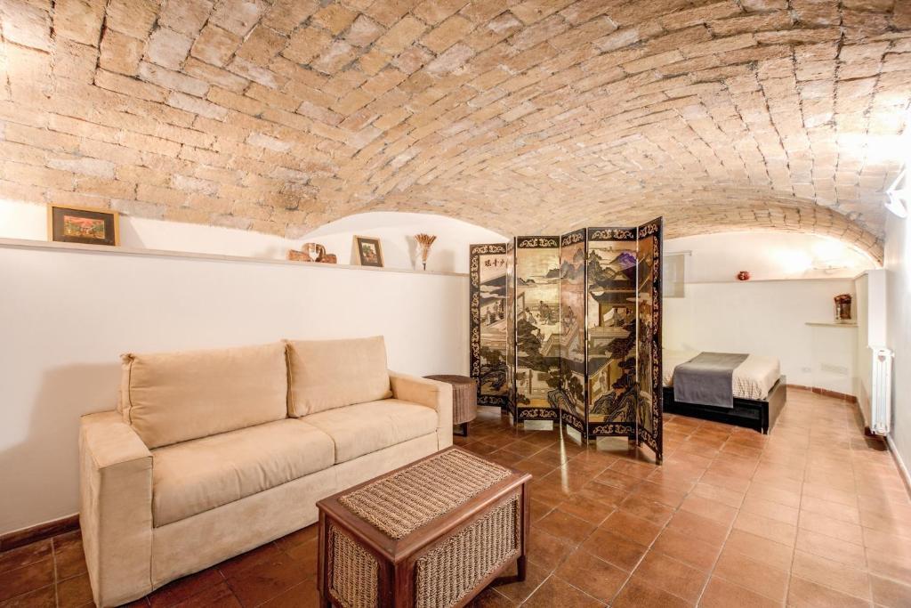 Bed & Breakfast The Vault Rom